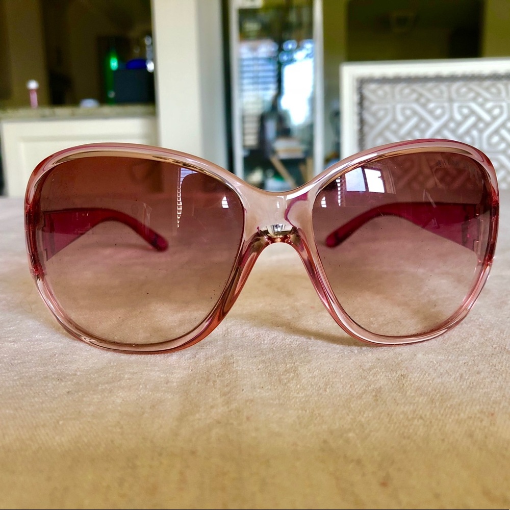 Like new pink & rose colored RL Polo sunglasses